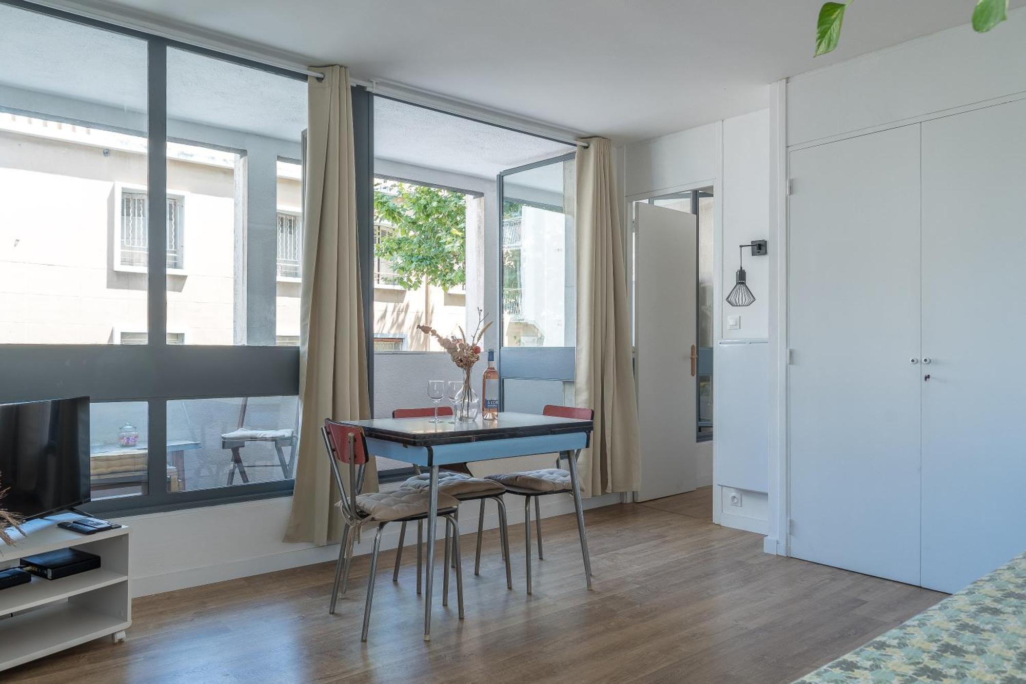*Las Flores* Joli Studio Avec Balcon Marseille Extérieur photo
