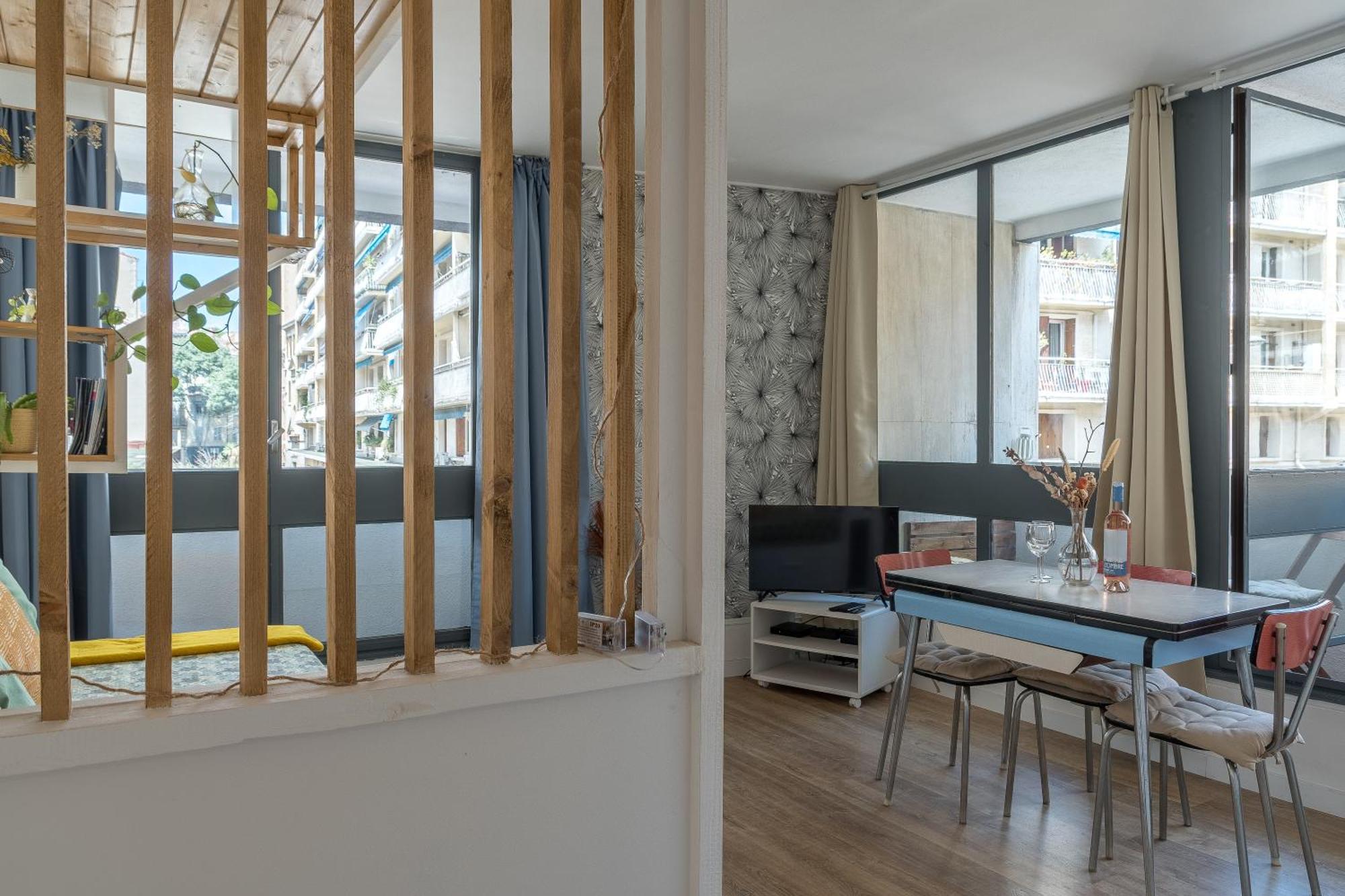 *Las Flores* Joli Studio Avec Balcon Marseille Extérieur photo